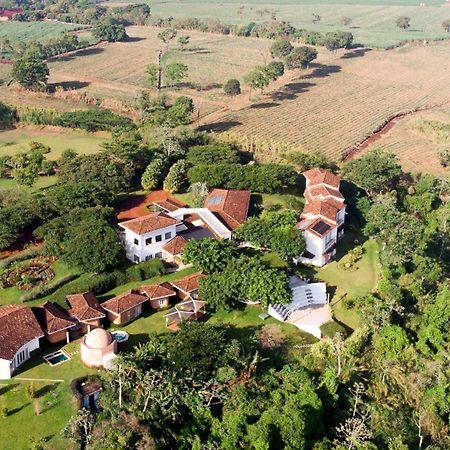 Asclepios Wellness & Healing Retreat Hotel Carrillos Ngoại thất bức ảnh