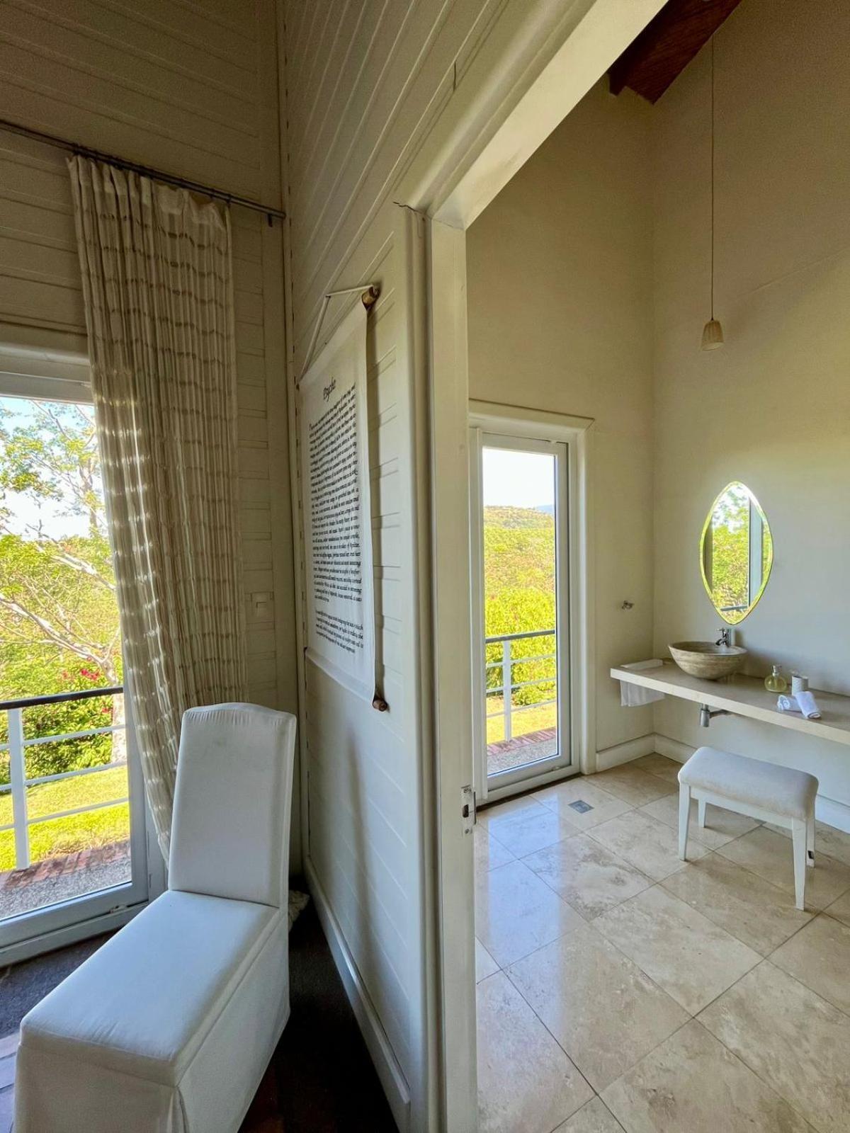 Asclepios Wellness & Healing Retreat Hotel Carrillos Ngoại thất bức ảnh