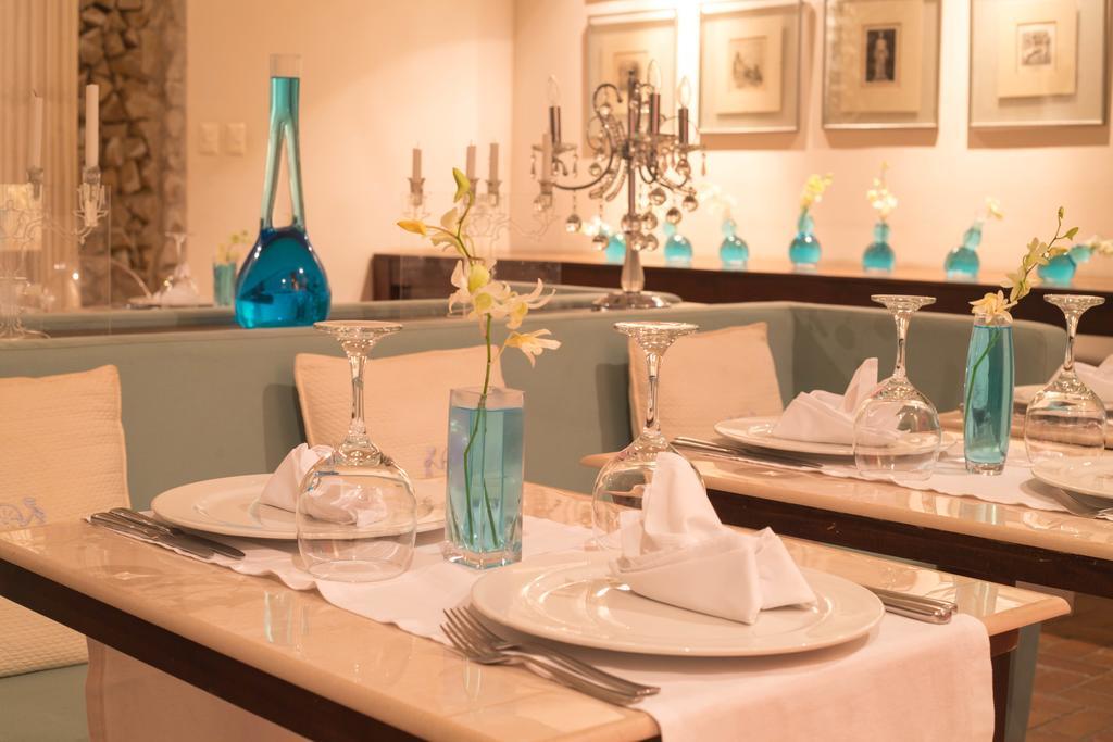 Asclepios Wellness & Healing Retreat Hotel Carrillos Ngoại thất bức ảnh